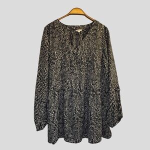 Reitmans Women’s Top XL Black White Polka Dots Tunic Length Long Sleeves